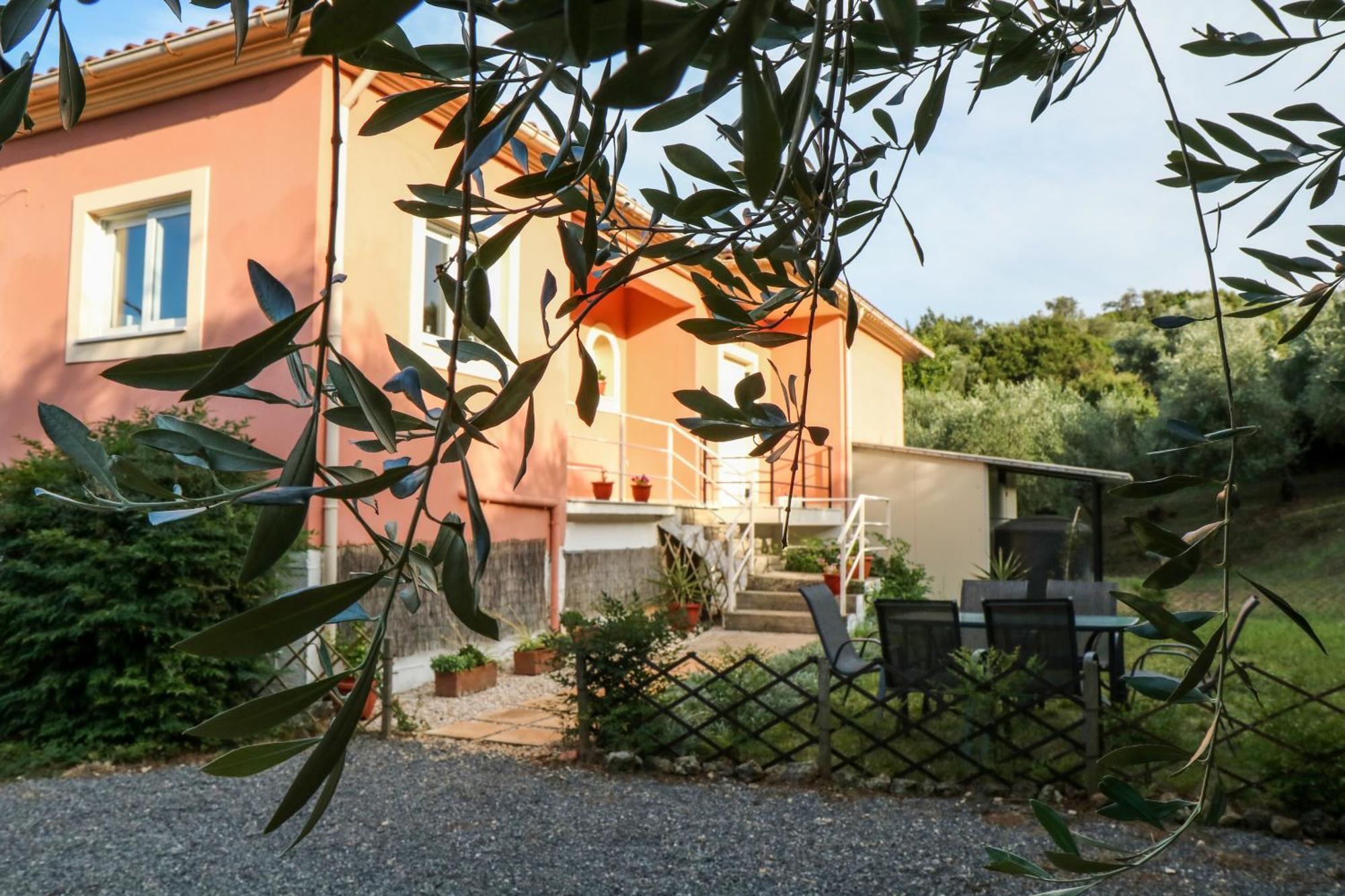 Villa Sunrise Apartment Gouvia Exterior foto